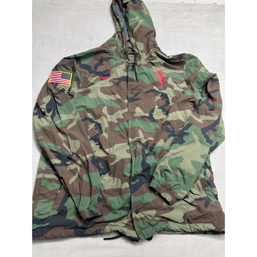 Nike USC Trojans Camo Hooded Coaches Jacket Mens XL Woodland Camouflage Snap